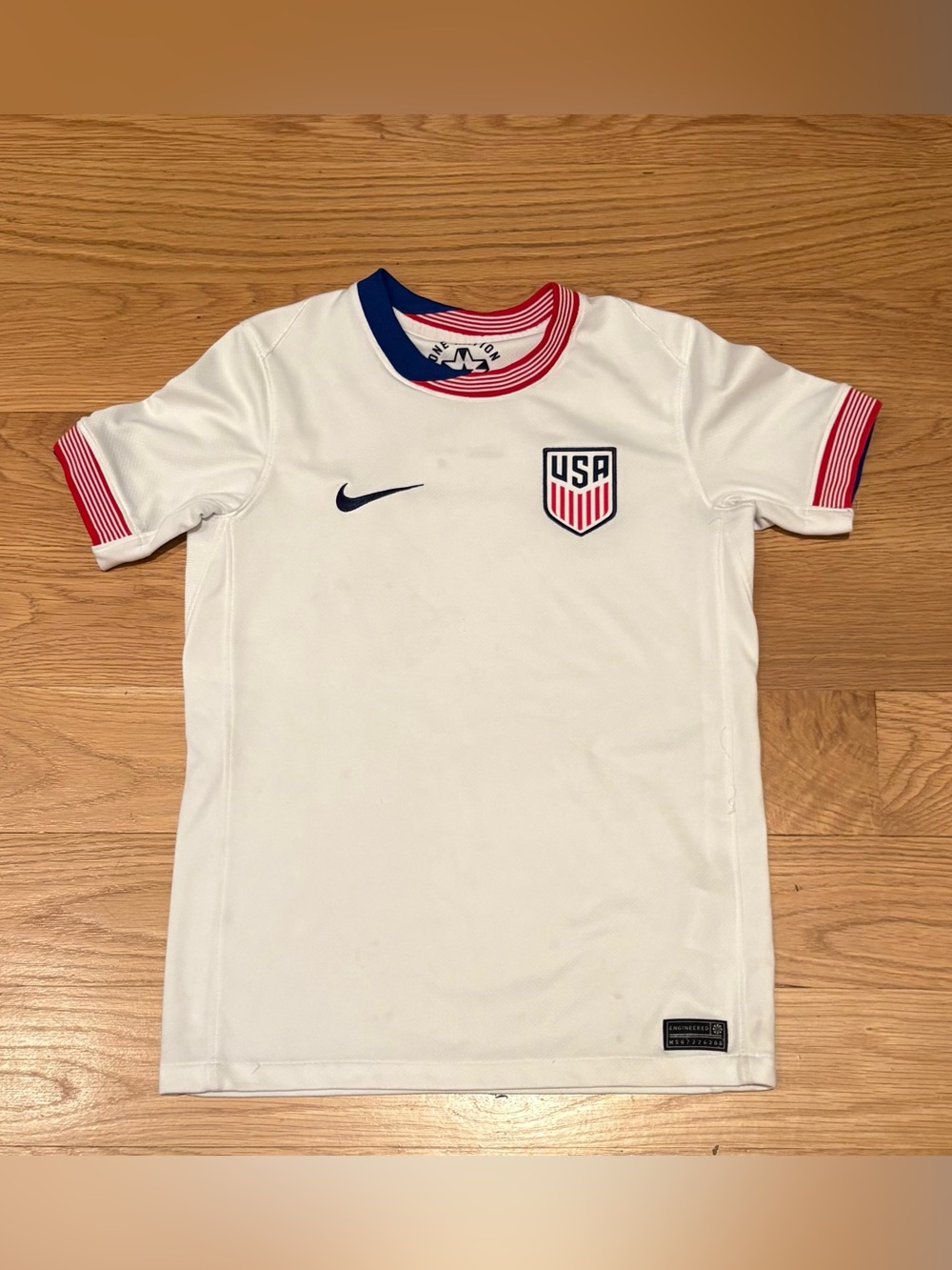 Nike Kids USA Soccer Shirt - White with Red & Blue Details - Size M